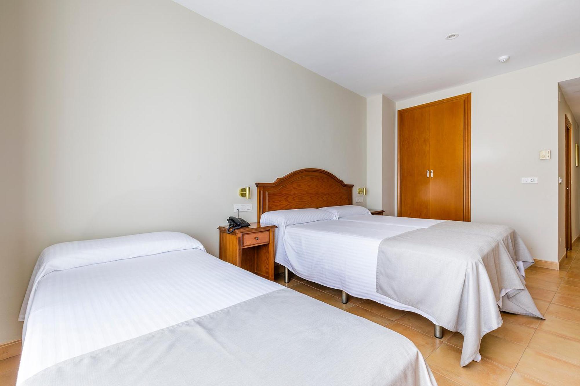 Hotel Almijara - Mares La Herradura  Εξωτερικό φωτογραφία