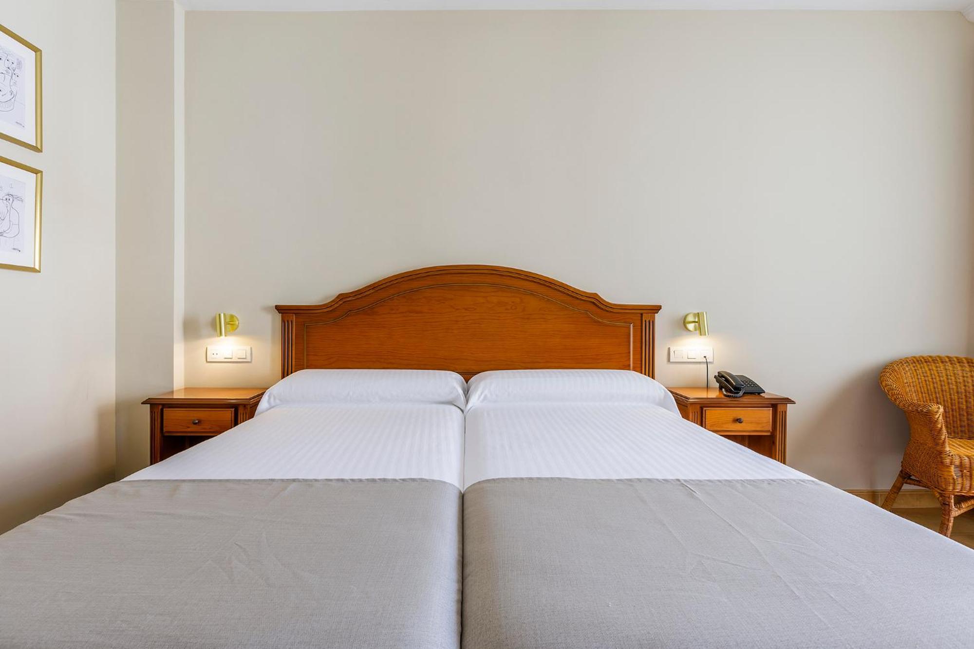 Hotel Almijara - Mares La Herradura  Εξωτερικό φωτογραφία