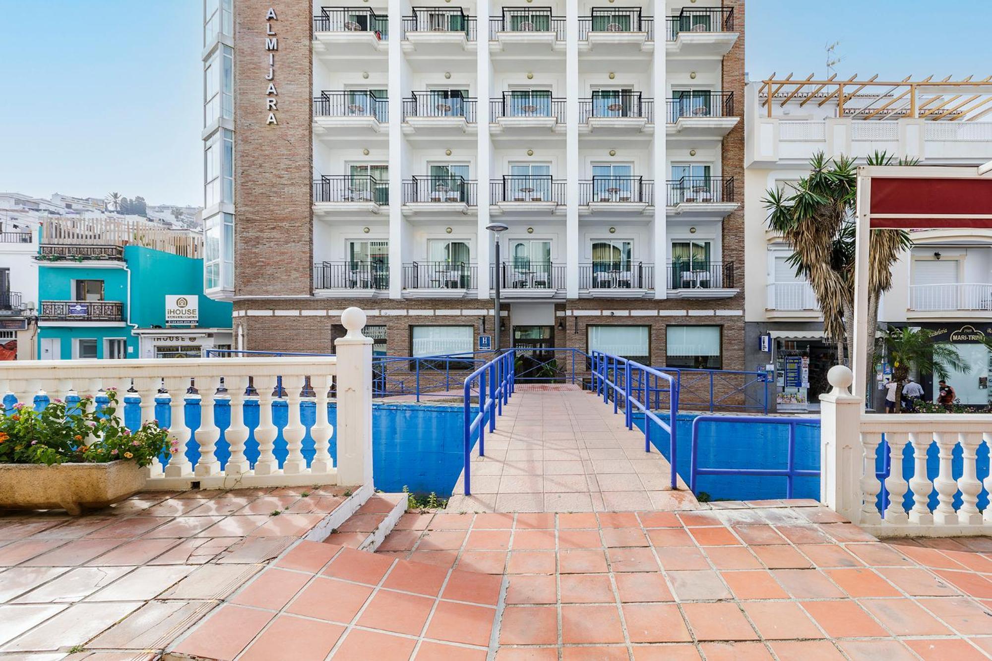 Hotel Almijara - Mares La Herradura  Εξωτερικό φωτογραφία